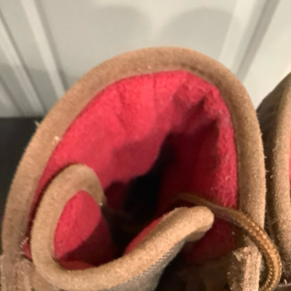 G.H. Bass & Co. Brown and Black Winter Boots - Picture 11 of 15